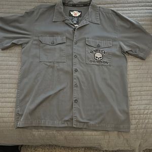 Harley Davidson size L gray button down shirt